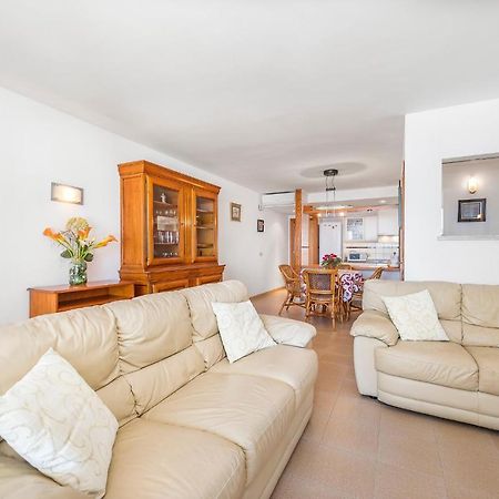 Apartamento Playa De Los Pinos Alcudia  Ngoại thất bức ảnh