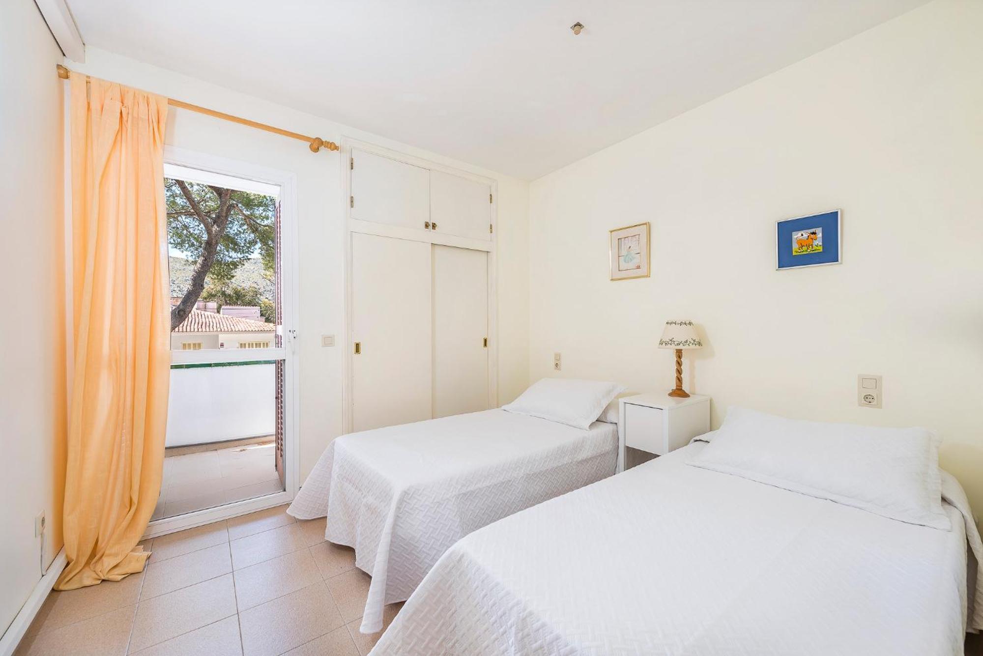 Apartamento Playa De Los Pinos Alcudia  Ngoại thất bức ảnh